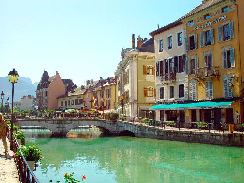 Hôtel du Palais de l'Isle Annecy Job Tourisme